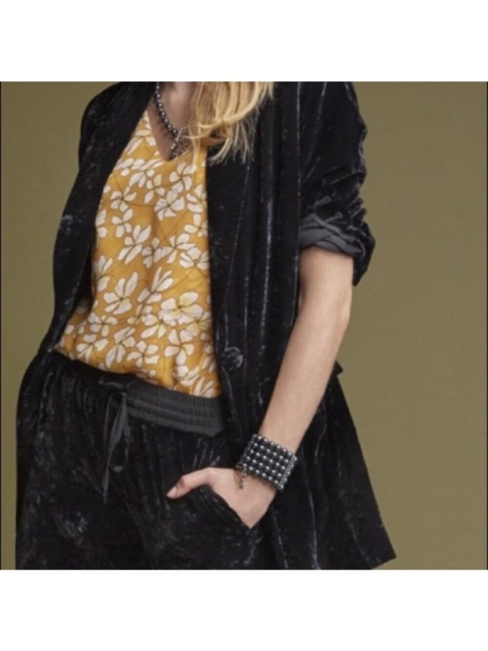 CABI Hostess Jacket Crushed Velvet Black Sz M #3661 NWOT